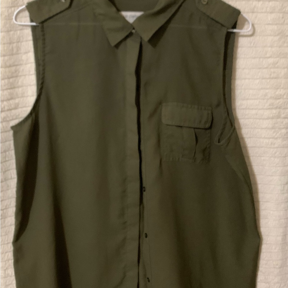 Sleeveless Olive Green Button-Up Shirt